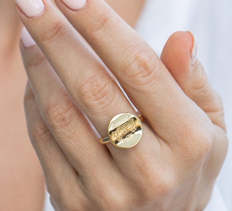 Gold Disk Round Ring For Women, Coine ring, Dainty Gold Round Ring, Minimalist Gold Ring For Soulmate, Valentine Gift for her image 2
