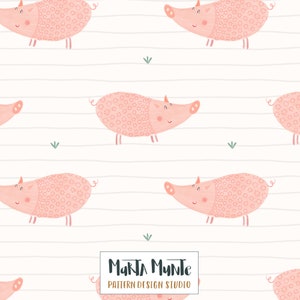 Puede incluir: Un patrón repetido de cerdos rosas sonrientes con cuerpos estampados e ilustraciones de hierba verde sobre un fondo blanco con líneas horizontales grises. El texto "MARTA MUNTE PATTERN DESIGN STUDIO" está en la parte inferior.