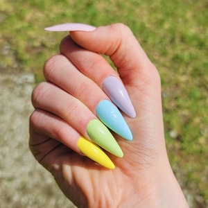 Pastel Ombre Press on Nails/Pastel Rainbow Press on Nails/Spring Press on Nails/Pastel Nails/Pastel Color Nails/Easter Press on Nails/Easter