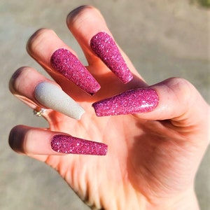Valentines Day Press on Nails/Sparkly Pink Press on Nails/Glittery Pink Press on Nails/Pink Nails/Pink Press on Nails/Sparkly Pink Nails