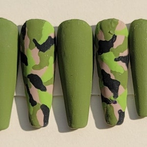 Matte Green Camo Press On Nails/Olive Green Nails/Matte Nails/Green Nails/Camo Nails/Camouflage Nails/Glue On Nails/Any Shape Nails