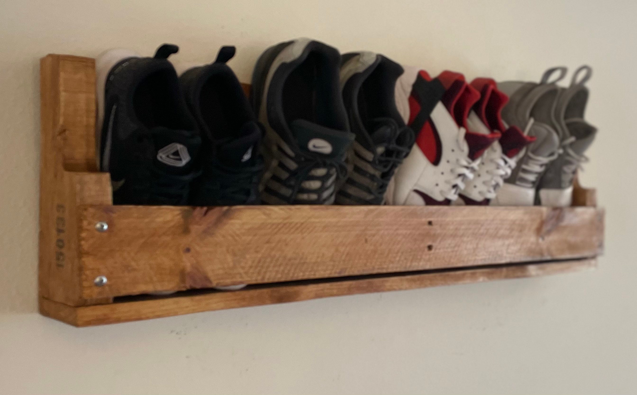 ANA: Reclaimed Wooden Shoe Rack - RizAndMicaMake