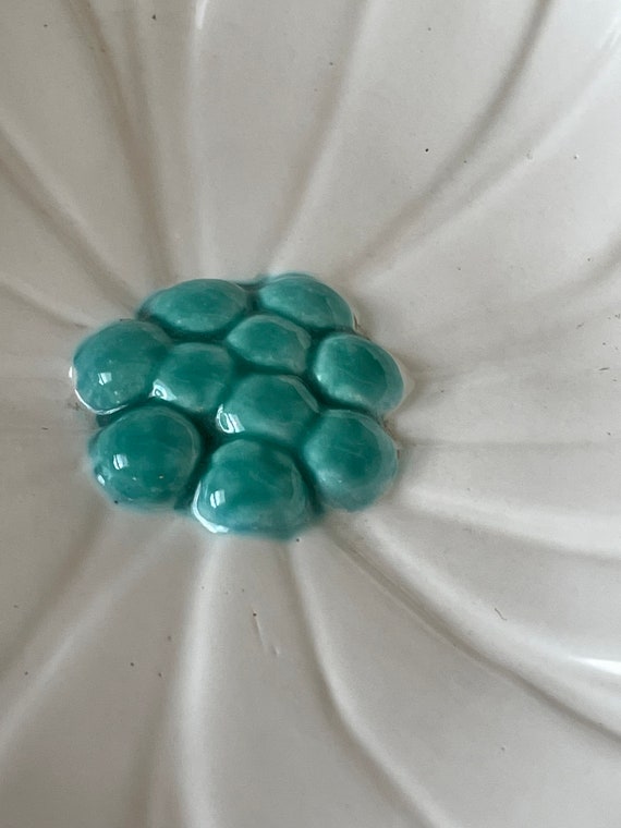 Vintage Ceramic White Flower Dish with Turquoise … - image 10