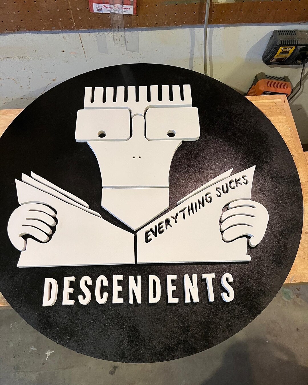 Descendents Everything Sucks ハンドビル Descendents 'everything Sucks' Logo - Etsy