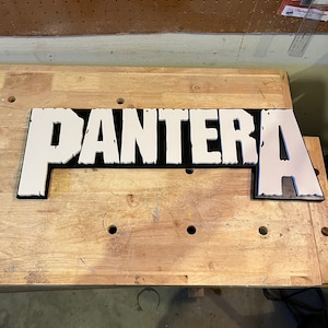 Pantera Logo Sign