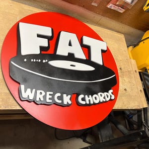 FAT WRECK CHORDS 25th years パーカー FAT WRECK CHORDS 25th years パーカー - メルカリ