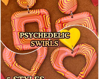 Puede incluir: Pendientes con un diseño de remolino psicodélico en rosa, naranja y amarillo. Los pendientes vienen en cinco estilos diferentes, incluyendo cuadrados, círculos y corazones. El texto "PSYCHEDELIC SWIRLS" y "5 STYLES" es visible.