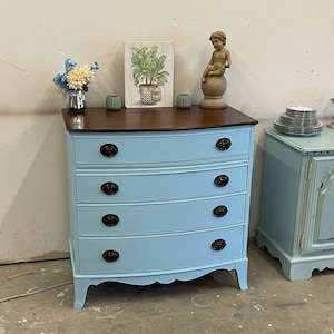 SOLD!!!! no longer available.Maya Duncan Phyfe Multipurpose Piece Blue/stained/4 Drawer/Dresser/Entryway Piece