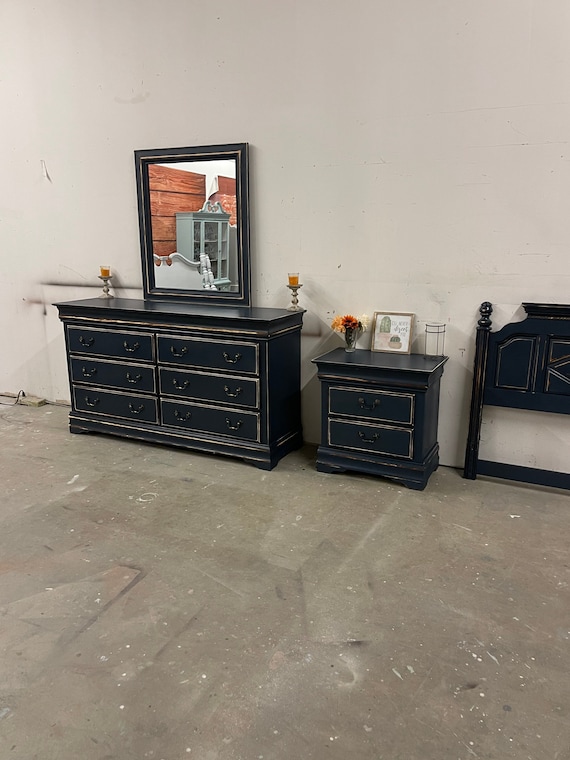 navy blue dresser and nightstand set LEYAOYAO Fluted 2-Piece Bedroom Set: 48" Dresser & 23" Nightstand with Charging Station, Wood Chest of Drawers, Navy Blue