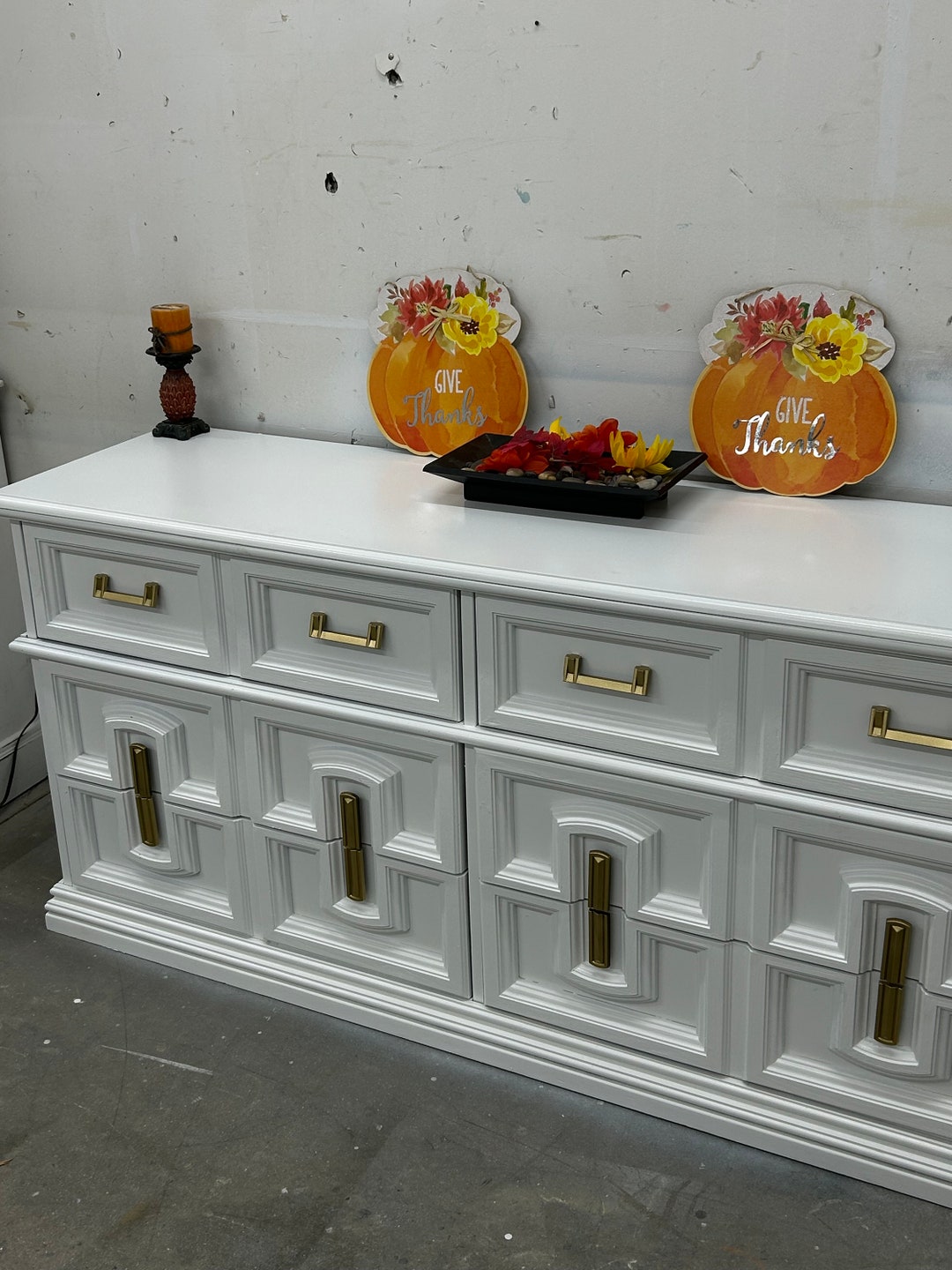 AVAILABLE FREE SHIPPING Bassett Brand White/gold Etsy