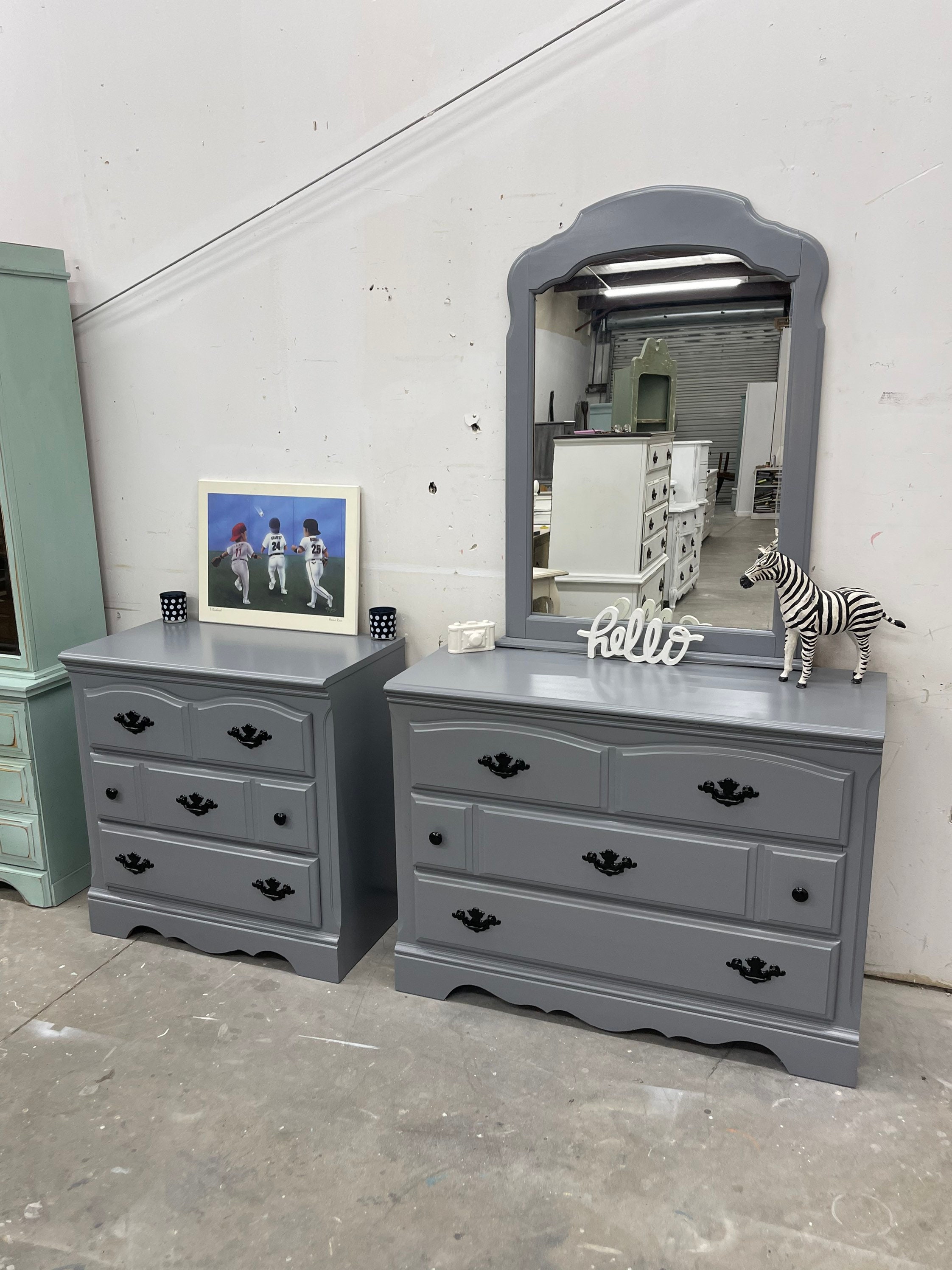 Sold! Do not purchase! Slate Gray/Grey /Black 3 Piece Dresser Set/Chest/Bedroom/Bed/Dresser/Mirror/French