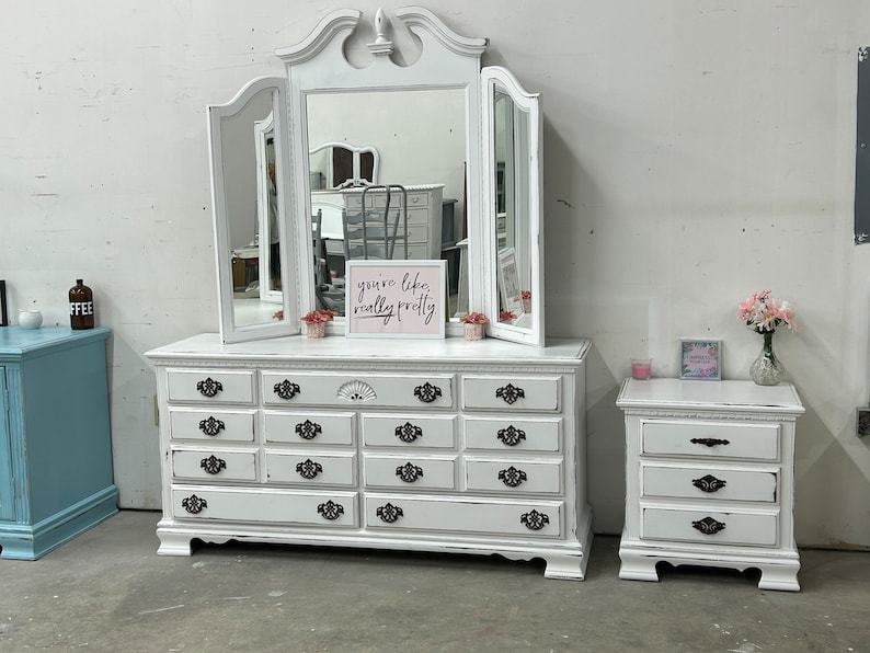 SOLD! Do Not Purchase Cherry Queen Anne Dresser Set/bedroom Chest of ...