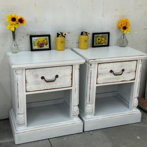 Available,Free Shipping! Set Of 2 Nightstands white ,Matching End Tables,Dressers,bedroom,bed