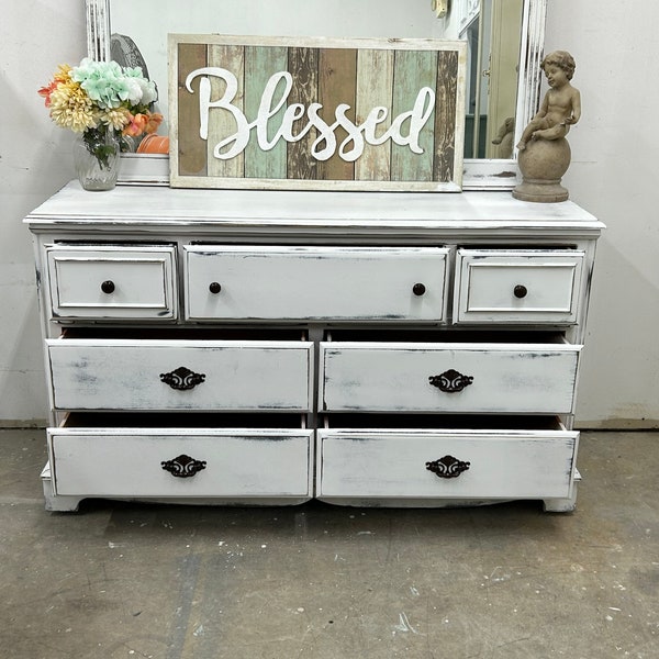 Sold! Do not purchase! White/rustic/farmhouse/Bedroom /Dresser