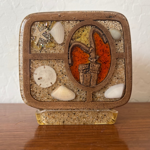 Vintage Sand, Shells, and Seagull in Resin Napkin Holder