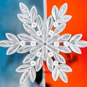 Quilled Snowflake, Paper Snowflake, Quilled Ornament, Snowflake Ornament, Christmas Ornament, Paper Ornament, Wall hanging