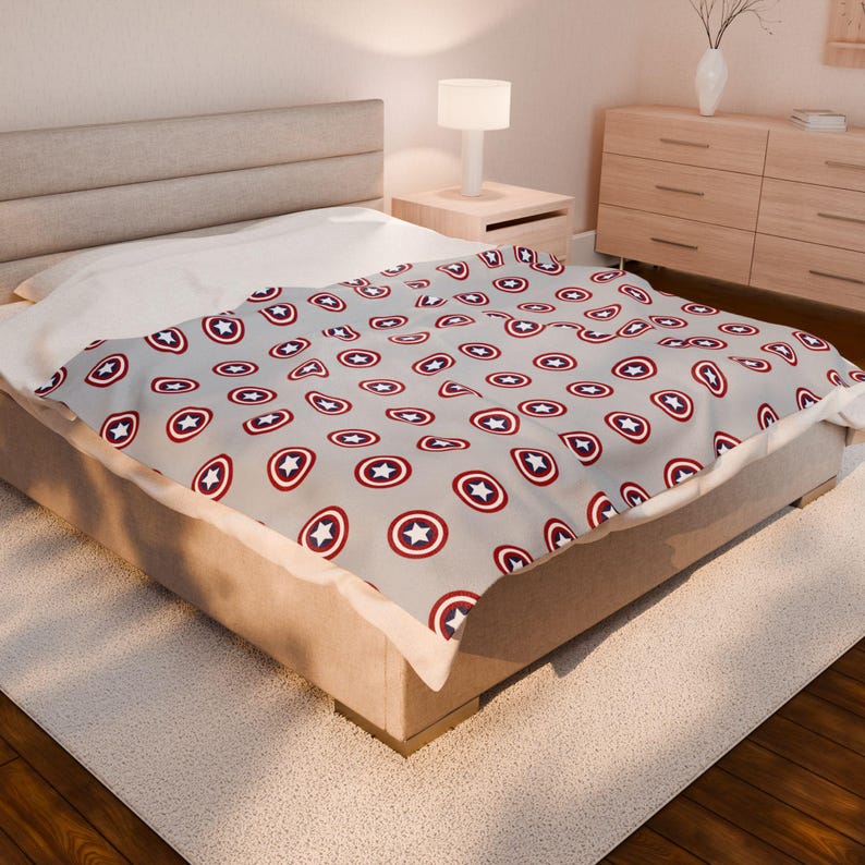 Superhero Movie Night Essential: Captain America Plush Blanket for Boys' Cozy Bedroom image 1