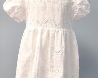Baby Mädchen Kleid mit Öse