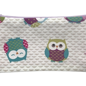 cute pencil case , fabric pencil case, pencil pouch , cosmetic brush case, artist gift, university gift , makeup bag , zip pouch , owl