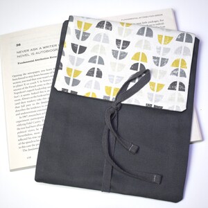 Book Sleeve, Scandi book cover , kindle case , Book Pouch, Book lover , Bookish Gift , Gadget Case , book protector , reading gift , Scandi