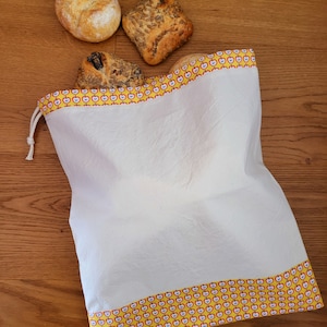 Sacs en petits pains grands, durables, sans déchets, cousus à la main