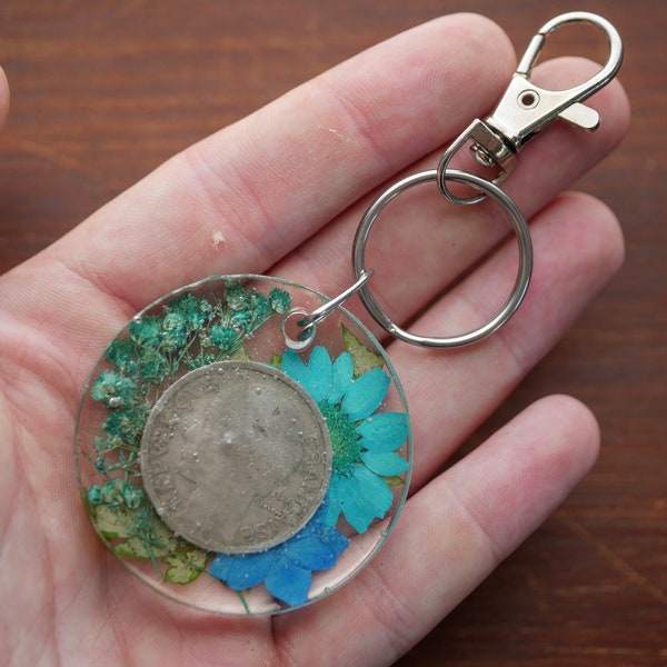 French Coin Keychain, Genuine Foreign Coin Vintage French Coin in Resin with Blue Pressed Flowers Unique Paris Souvenir City of Love Gifts