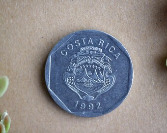 Costa Rican Coin Pin, Genuine Foreign Coin Lapel Pin Brooch from Costa Rica Cool Pins Central American Mens Island Vacation Cruise Travel