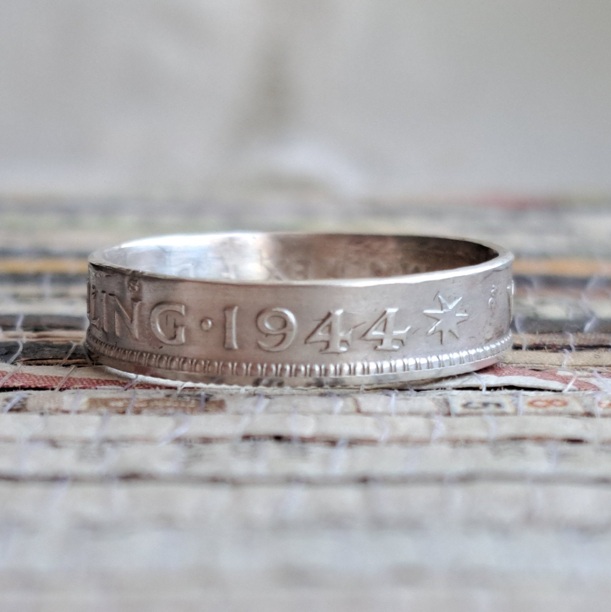 シルバーオーストラリアコインリング:本物の外国コインジュエリー