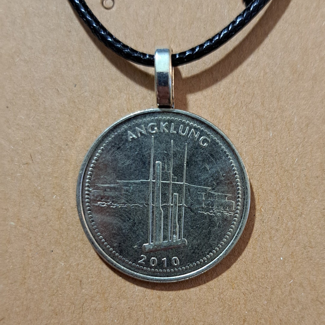 インドネシアのコインネックレス：本物の外国コイン、太平洋諸島のジュエリー - Etsy 日本