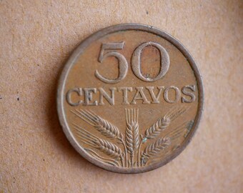 Portuguese Coin Lapel Pin: Wheat Grain, Agriculture Heritage