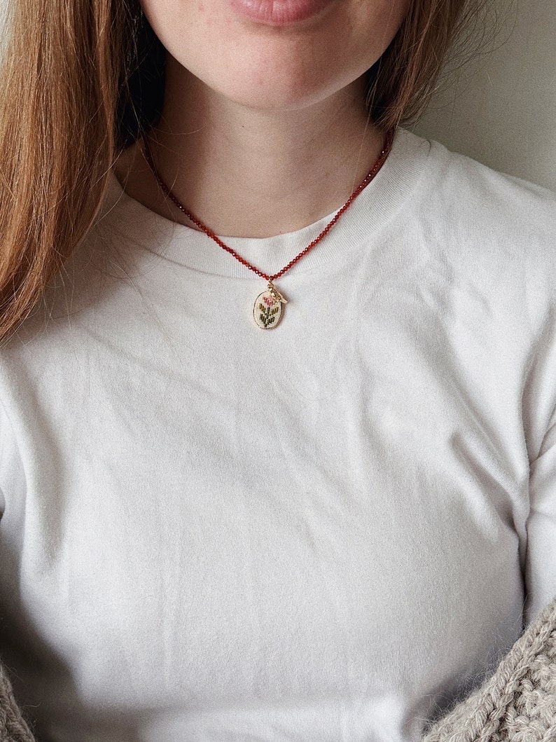 Collier fleurs en cristal Collier en pierre bleu vert naturel avec perles de flore champignons oiseaux Cadeau d'anniversaire pour elle Collier EVJF image 7