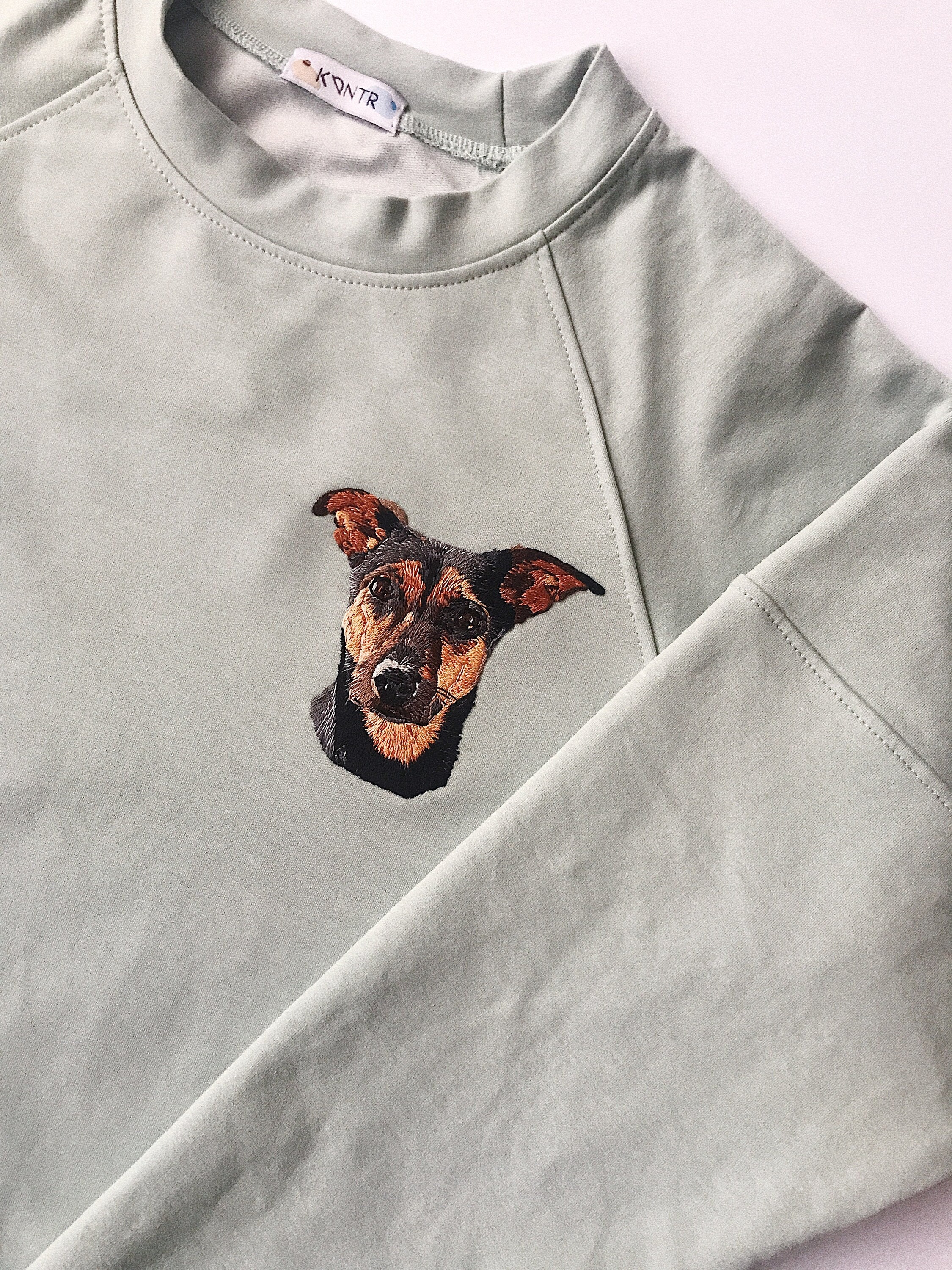 Sweat personnalisé| Portrait brodé chien et chat | Portrait commémoratif personnalisé pour animal de compagnie | Cadeau pour maman chien et maman chat | Portrait d'animal d'après photo