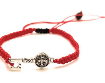 Saint Benedict Key Bracelet with Azabache Beads – Red Macrame Protection Jewelry