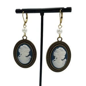 Boucles d’oreilles Little Women Cameo inspirées par Bungou Stray Dogs Louis Anime Jewelry