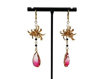 Pendientes de lirio araña rojo inspirados en Ozaki Kouyou Bungou Stray Dogs bsd