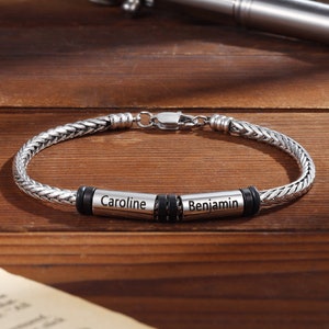 Pulsera personalizada para hombre - Cuentas de plata grabadas personalizadas - Nombres de niños - Regalo para papá, esposo, novio - Pulsera con nombre para el día del padre