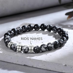 Pulsera personalizada para hombre: pulsera de cuentas personalizada con nombre, regalo de joyería artesanal para abuelos, novios o el Día del Padre.