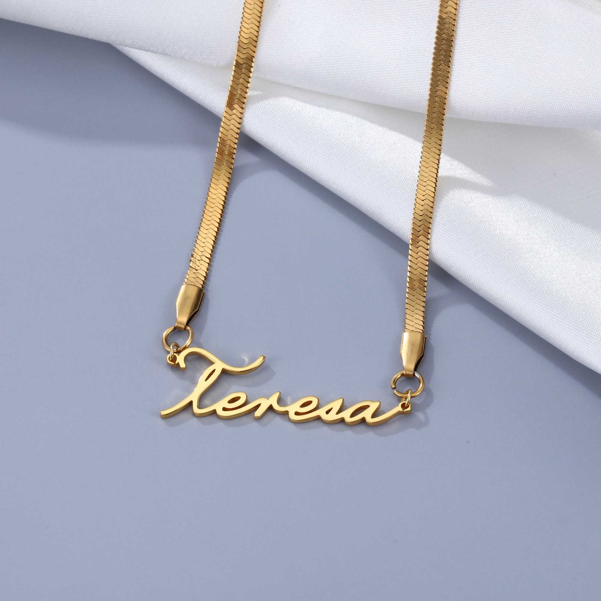 Herringbone necklace with name plate deals