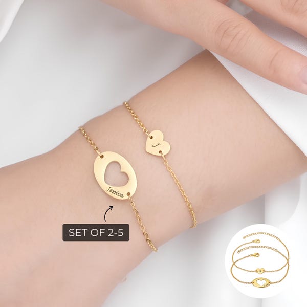 Mother Daughter Matching Bracelet Set, Personalized Heart Charm Bracelets, Custom Name and Initial Engraved Jewelry, Gift for Mom, Daughter