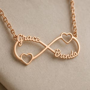 Personligt Infinity Namnhalsband Roséguld Tvånamnshänge med Hjärtan Personlig Gåva till Hennes Bröllopsdag