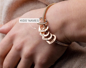 Personalized Mom Bracelet with Kids Names, Engraved Heart Charm Bracelet, Mother's Day Gift, Custom Name Jewelry for Mom Grandma