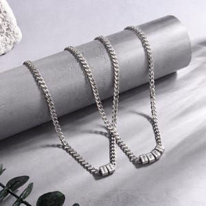 Collar para hombre: Cadena de eslabones cubanos de plata para hombre, collar de eslabones cubanos grabados, collar para papá, regalo personalizado único para papá, esposo e hijo.