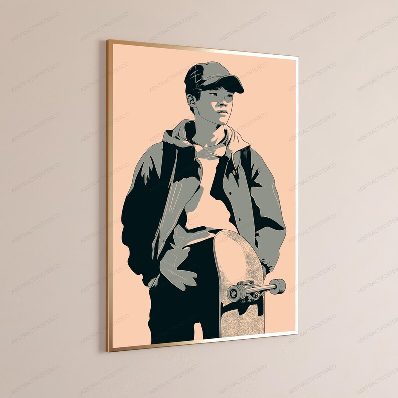 Puede incluir: Una impresi&oacute;n de arte mural enmarcada que presenta una ilustraci&oacute;n estilizada de una persona con gorra de b&eacute;isbol y chaqueta con capucha, de pie mientras sostiene un monopat&iacute;n. La obra utiliza una paleta de tonos melocot&oacute;n, gris oscuro y gris claro.
