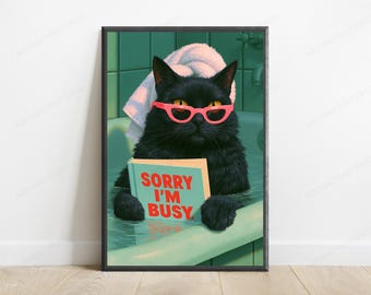 Lámina de arte pop con gato negro leyendo un libro en la bañera / Divertido cuadro para pared con la frase "Lo siento, estoy ocupado" / Decoración para amantes de los gatos en el baño / Descarga digital A3 A2 A1
