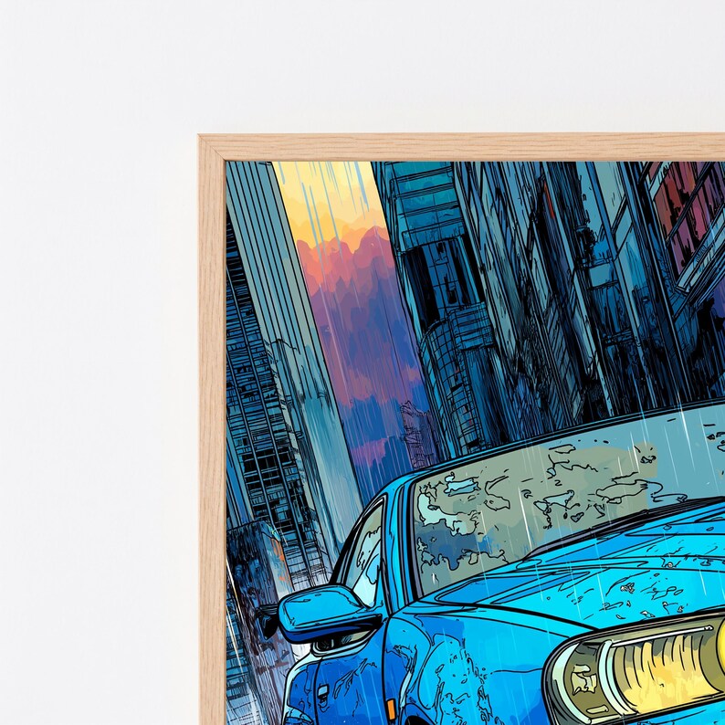 Peut inclure: Une impression d'art encadr&eacute;e repr&eacute;sentant une voiture bleu vif au premier plan, sur fond de gratte-ciel sous un ciel au coucher du soleil avec des tra&icirc;n&eacute;es de pluie. L'illustration utilise des lignes audacieuses et une palette de couleurs satur&eacute;es.
