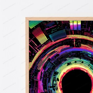 Puede incluir: Una impresi&oacute;n de arte mural enmarcada que presenta un dise&ntilde;o digital abstracto y circular con colores ne&oacute;n vibrantes, incluyendo amarillo, rosa, azul y verde. La composici&oacute;n consta de anillos conc&eacute;ntricos y patrones geom&eacute;tricos que irradian desde un centro negro.