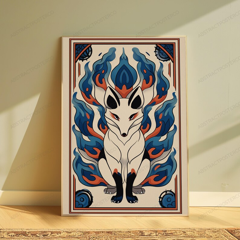 K&ouml;nnte beinhalten: Ein rechteckiger Wandkunstdruck mit einem stilisierten wei&szlig;en Fuchs mit schwarz gef&auml;rbten Ohren und Pfoten, umgeben von wirbelnden blauen und orangefarbenen flammenartigen Mustern. Die Illustration ist von einem d&uuml;nnen braunen Rand mit kreisf&ouml;rmigen Akzenten umgeben.