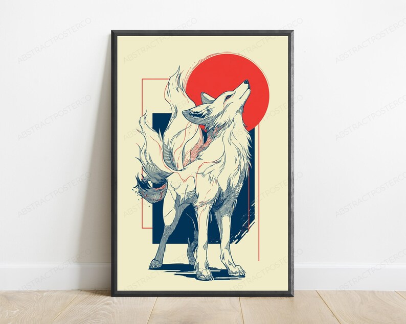 K&ouml;nnte beinhalten: Ein gerahmter Wandkunstdruck mit einer stilisierten Illustration eines Fuchses mit mehreren Schw&auml;nzen, der nach oben blickt. Das Design umfasst einen gro&szlig;en roten Kreis, eine dunkelblaue rechteckige Form und d&uuml;nne rote Linien auf cremefarbenem Grund.