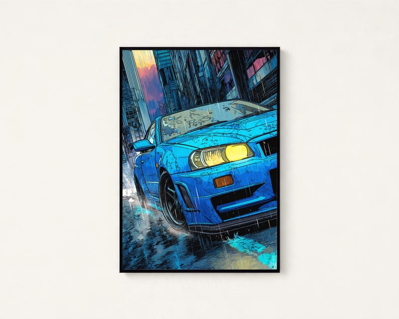 Peut inclure: Une impression d'art verticale repr&eacute;sentant une voiture de sport bleu vif roulant dans une rue urbaine pluvieuse au cr&eacute;puscule. La voiture a des phares jaunes brillants et est entour&eacute;e de hauts b&acirc;timents sous un ciel au coucher du soleil.