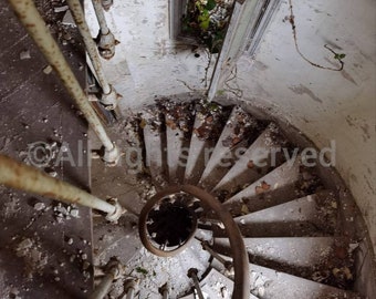 Fotografía urbex- Escalera de caracol